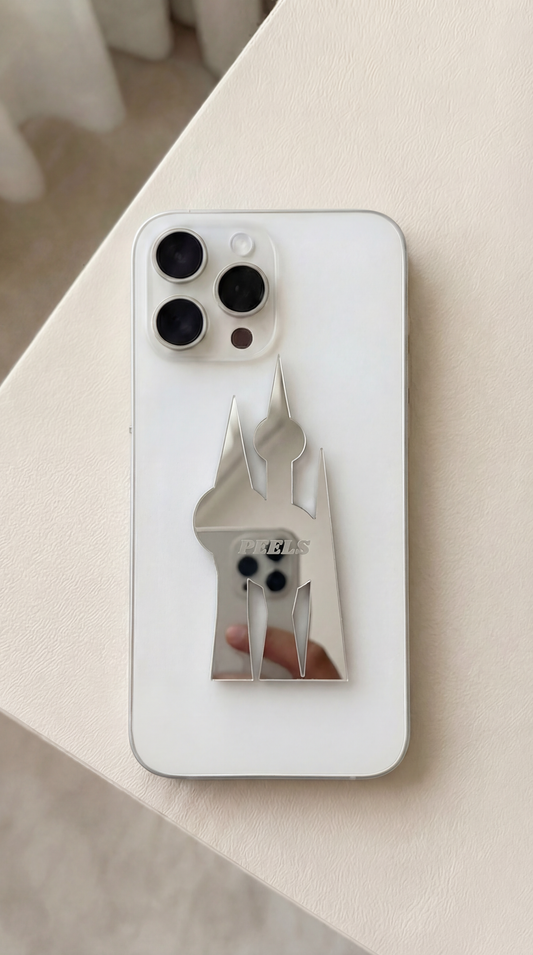 Kuwait towers mirror